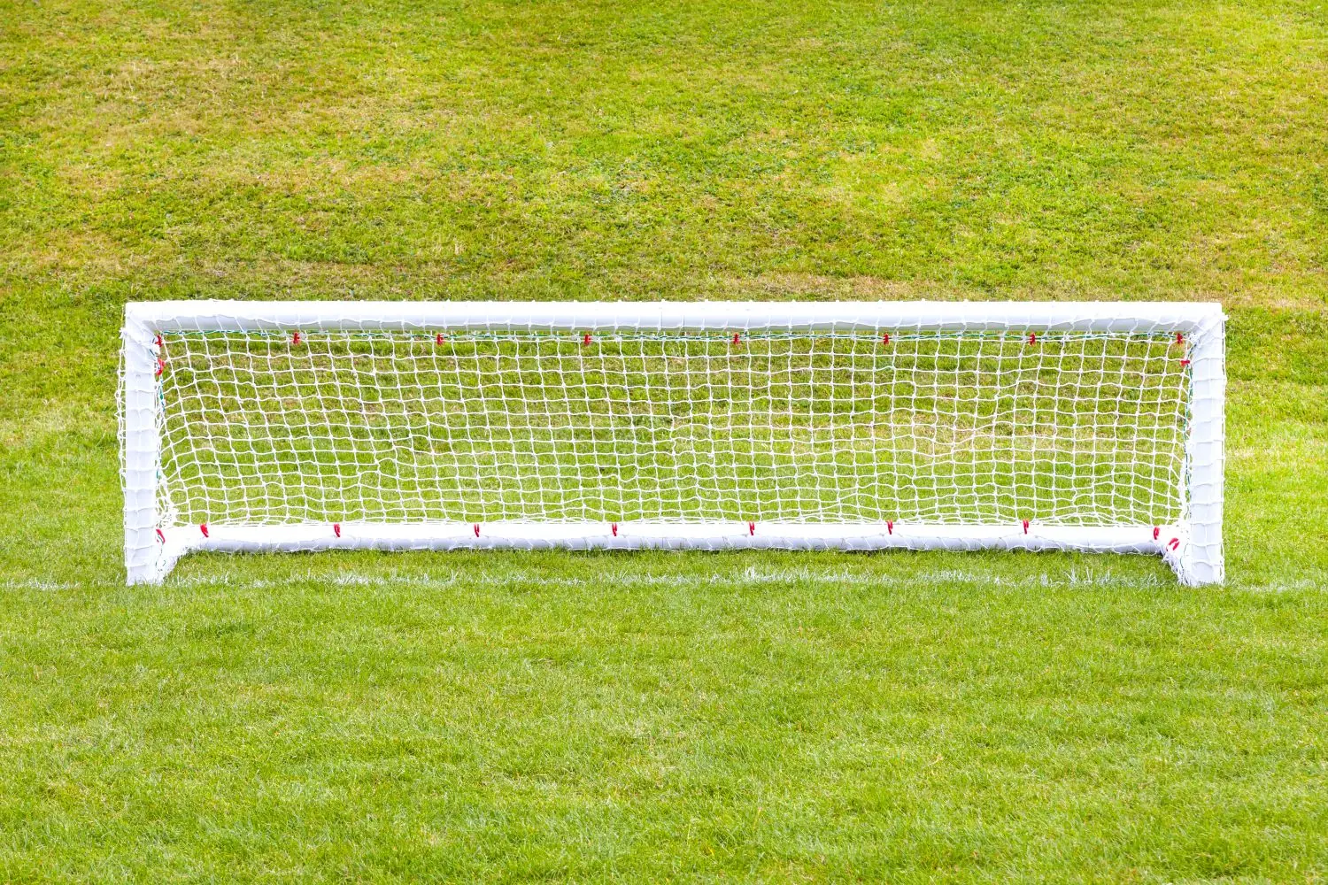 Samba Mini Hockey Goal – 8ft x 2ft