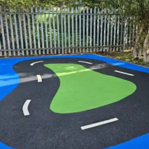Wetpour Installation in primary school facility