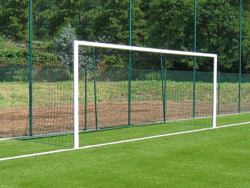 9-a-side football goal | Socketed | 5.0 x 2.0m | Ø90mm aluminium tube