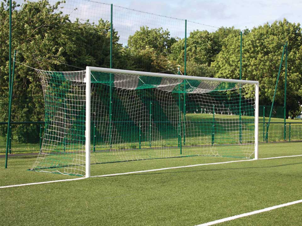 11-a-side football goal | Socketed | 24 x 8ft (7.32 x 2.44m) | 100 x 120mm aluminium tube - Image 3