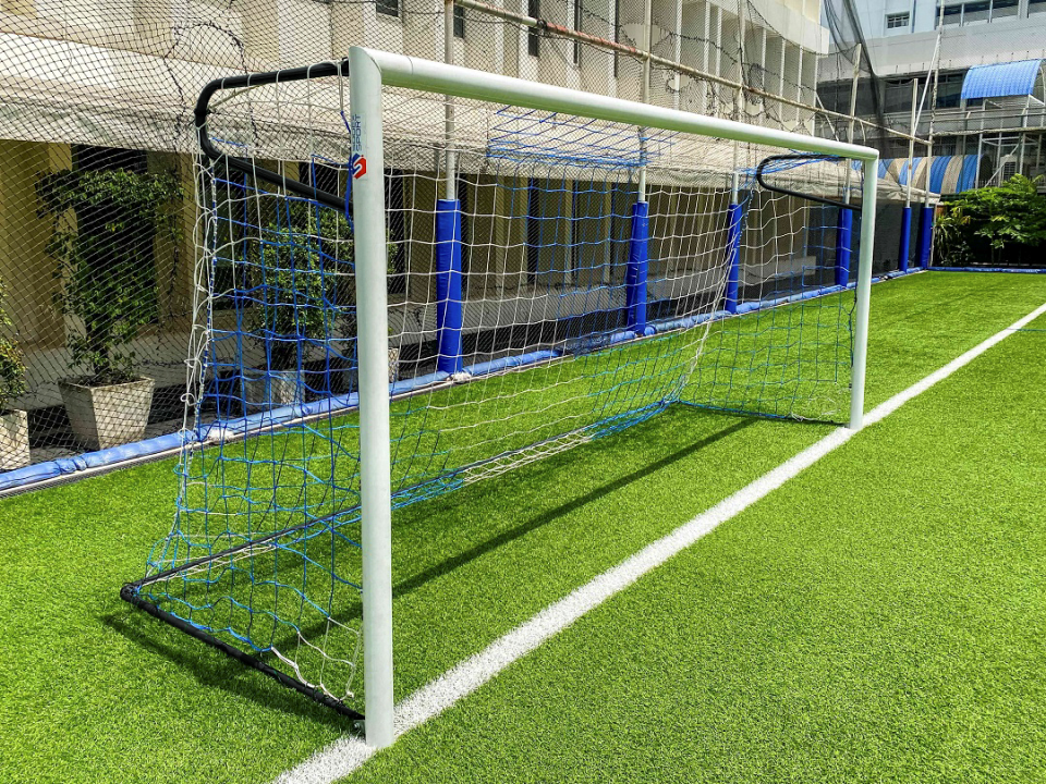 9-a-side football goal with top net support | Socketed | 5.0 x 2.0m | Ø90mm aluminium tube